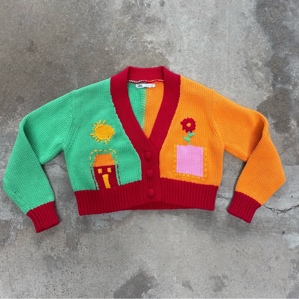 Zara Illustrated Cropped Cardigan Sweater Size M